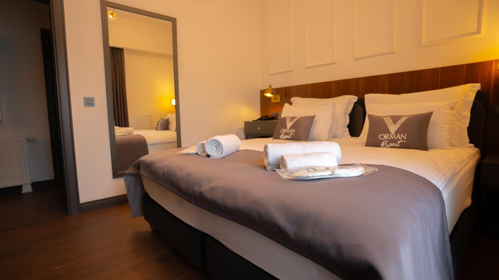 Fullscreen Gallery Image