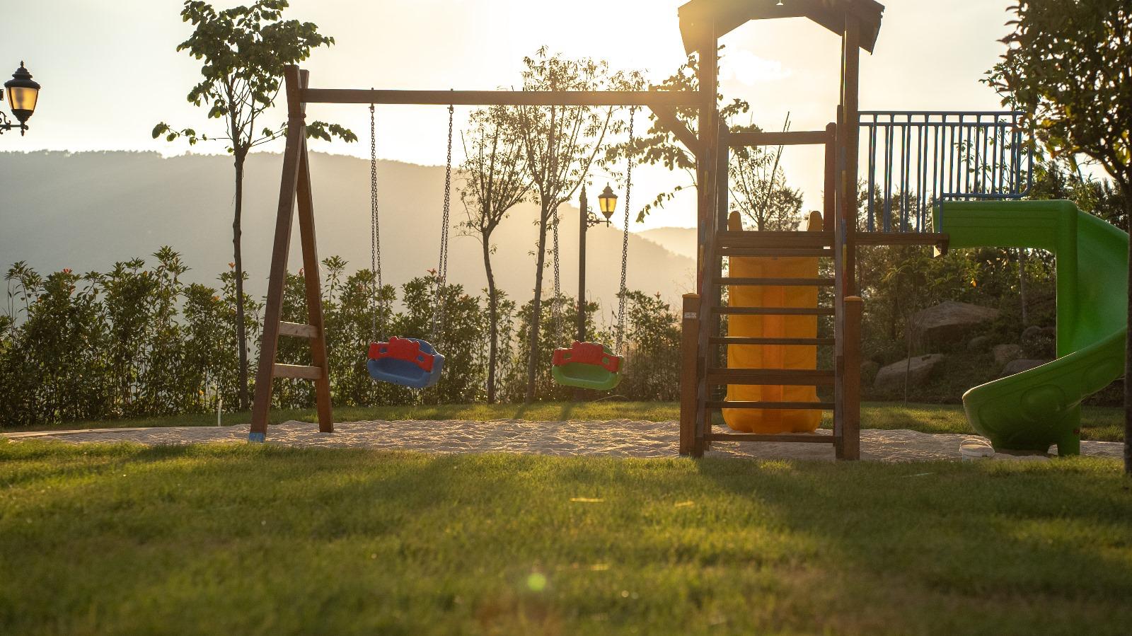 Fullscreen Gallery Image