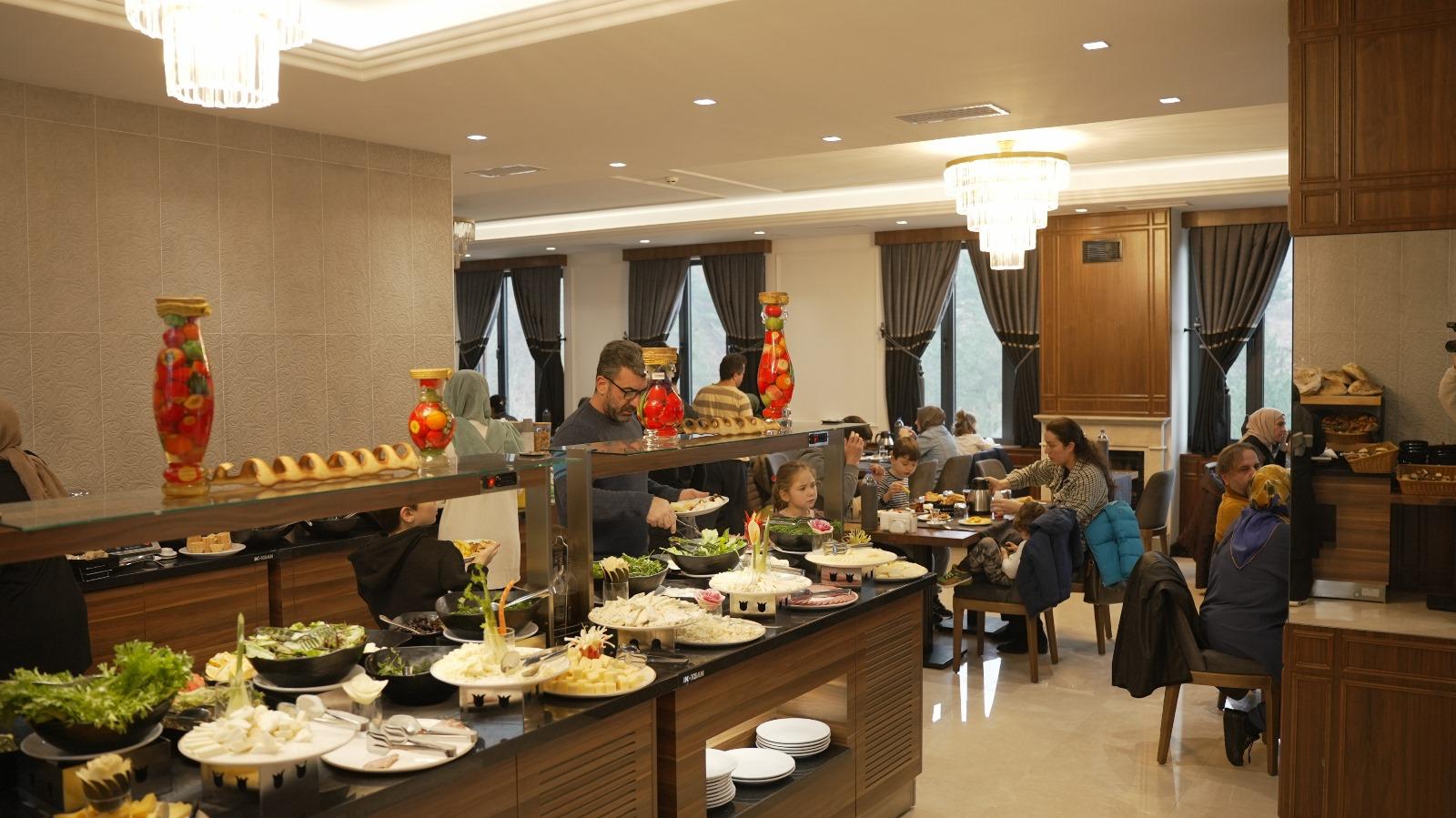 Fullscreen Gallery Image